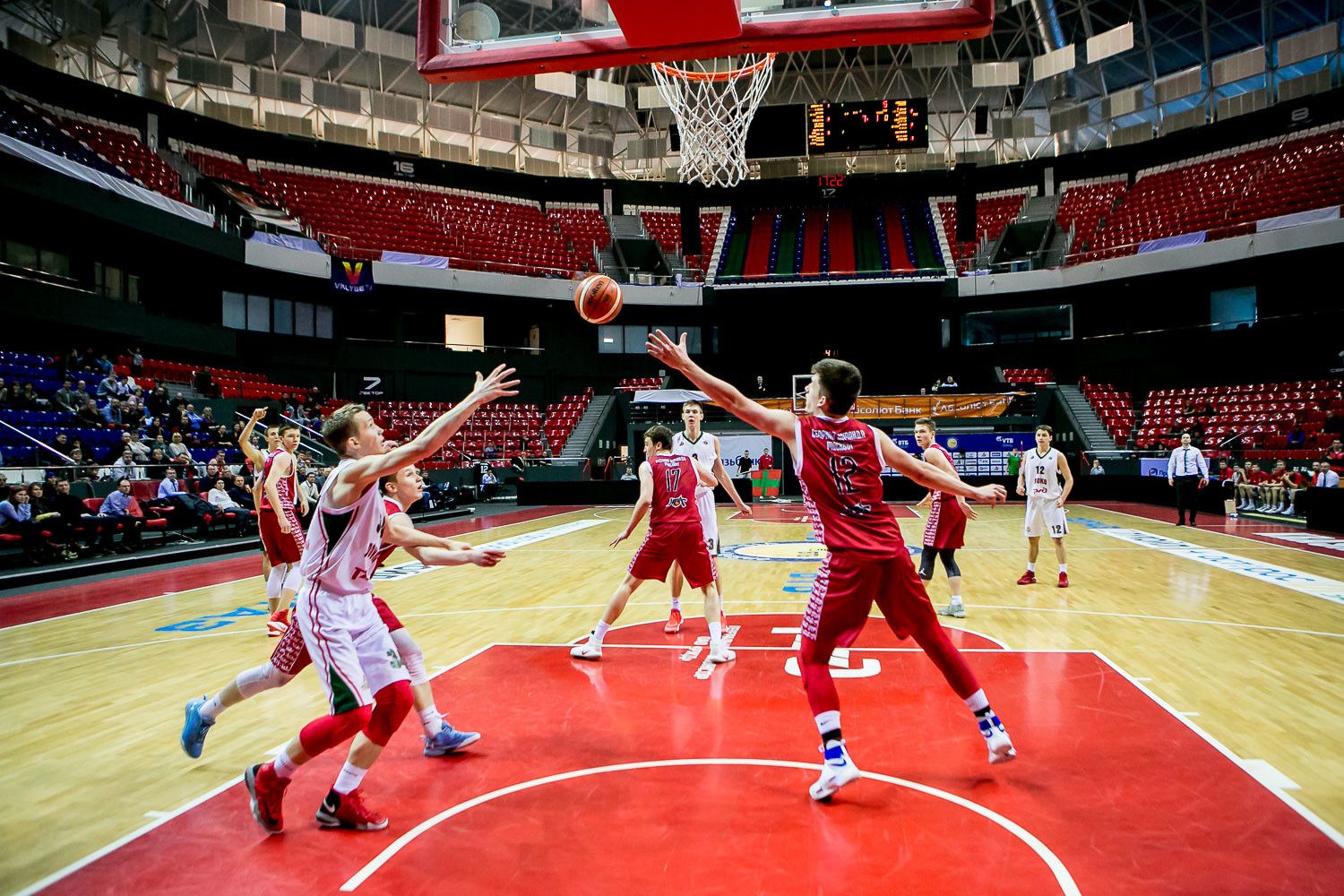 Champion basketball. Чемпионы по баскетболу. Кукла чемпион баскетбола.