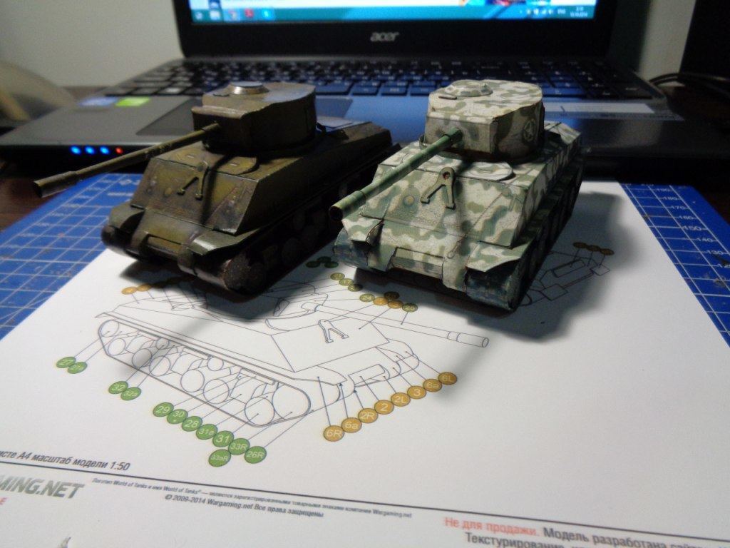 Танчики на бумаге. Танк развертка. Модель танка из бумаги. Бронекоробочка танки из бумаги. Немецкий танк из бумаги.